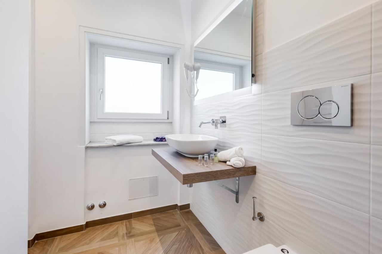 Mellini Palace Suites By Premium Suites Collection Rome Exterior photo